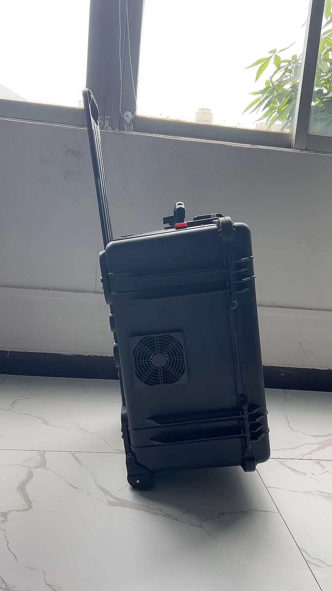 铜川手拉箱型移动通信干扰器